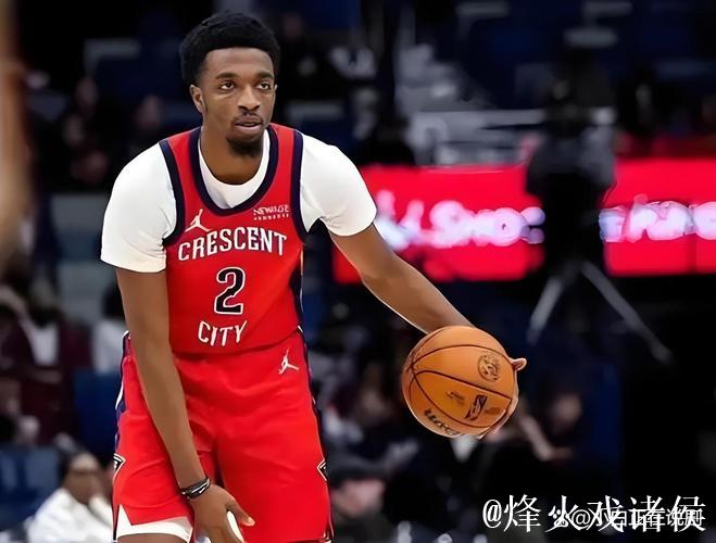 虚惊一场!鹈鹕主场球迷对赫伯特-琼斯高喊:你是一名湖人了,我的男孩 虚惊一场!鹈鹕主场球迷对赫伯特-琼斯高喊:你是一名湖人了,我的男孩