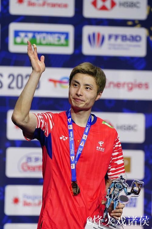 石宇奇两局完胜朱利安 晋级羽毛球世锦赛男单16强 石宇奇两局完胜朱利安 晋级羽毛球世锦赛男单16强